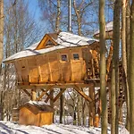 Treehous Sneznik S Wellness * Dolna Morawa