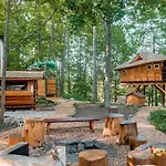 Treehous Sneznik S Wellness