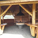 Treehous Sneznik S Wellness Luksusowy namiot *
