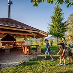 Treehous Sneznik S Wellness Luksusowy namiot *