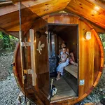 Treehous Sneznik S Wellness Dolna Morawa