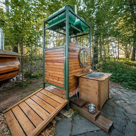Treehous Sneznik S Wellness