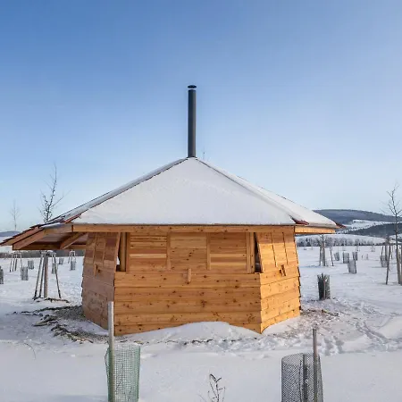 Treehous Sneznik S Wellness Tente de luxe