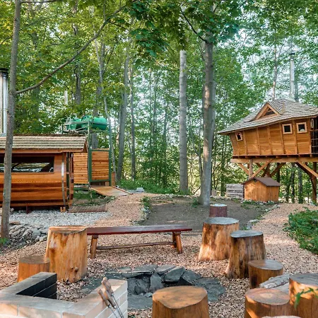 Treehous Sneznik S Wellness