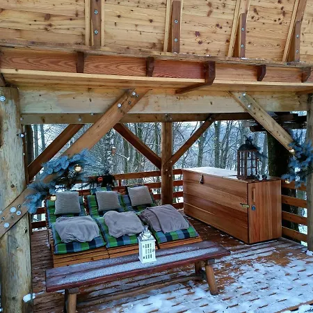 Luxury tent Treehous Sneznik S Wellness Dolni Morava
