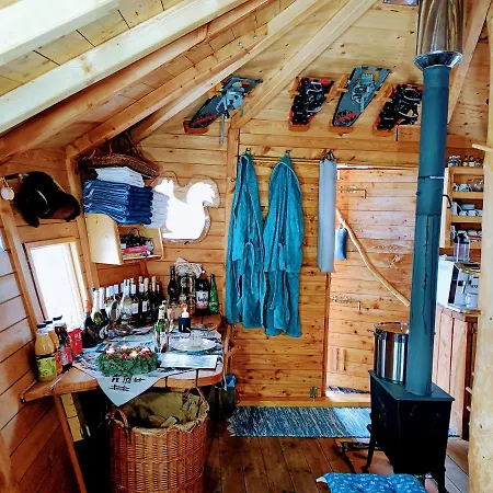 Treehous Sneznik S Wellness Luxuszelt *