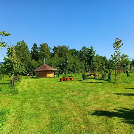Treehous Sneznik S Wellness Glamping *