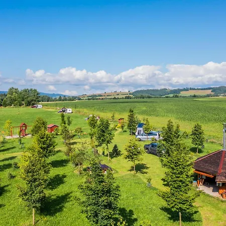 Treehous Sneznik S Wellness