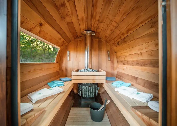 Treehous Sneznik S Wellness *
