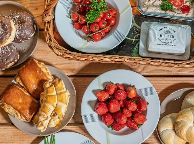 Treehous Sneznik S Wellness Οργανωμένο κάμπινγκ *