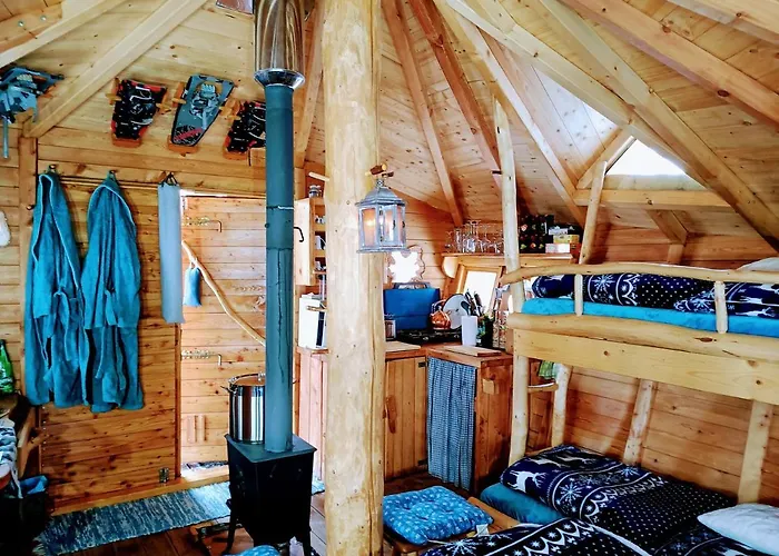 Treehous Sneznik S Wellness * Dolní Morava