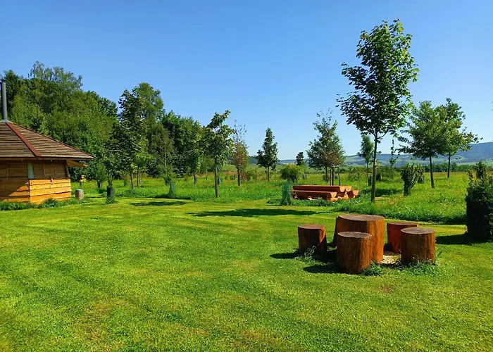 Οργανωμένο κάμπινγκ Treehous Sneznik S Wellness Dolní Morava