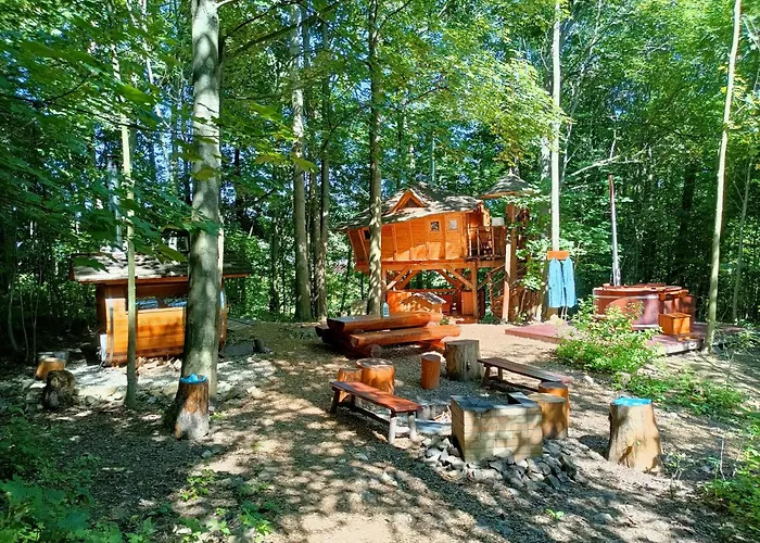 Treehous Sneznik S Wellness Dolní Morava
