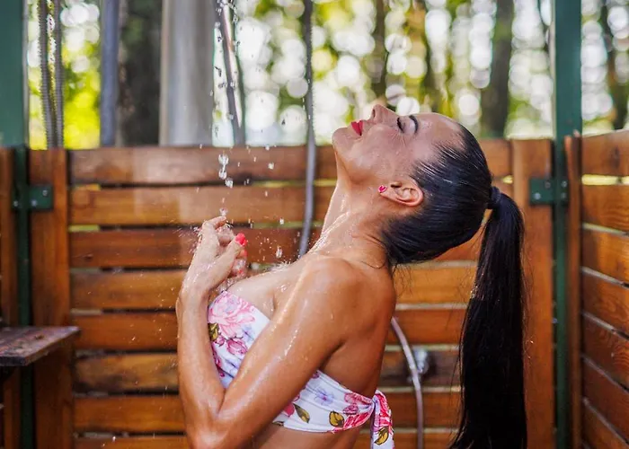 Treehous Sneznik S Wellness Οργανωμένο κάμπινγκ